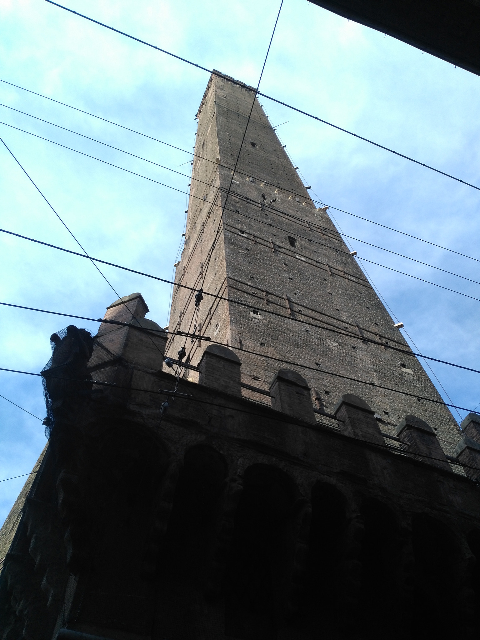 HUAWEI Honor 5X sample photo. Vertical tower photography