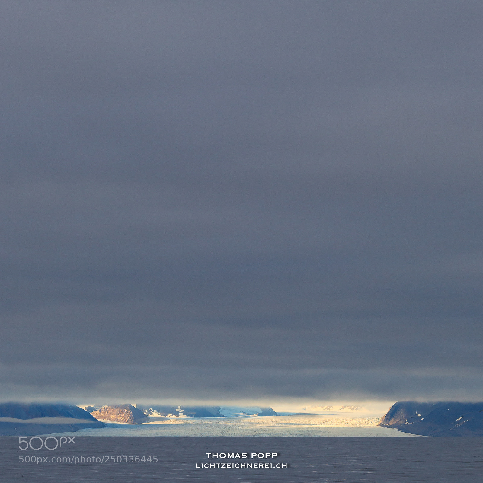 Canon EOS 5D Mark II sample photo. Light slot on svalbard photography