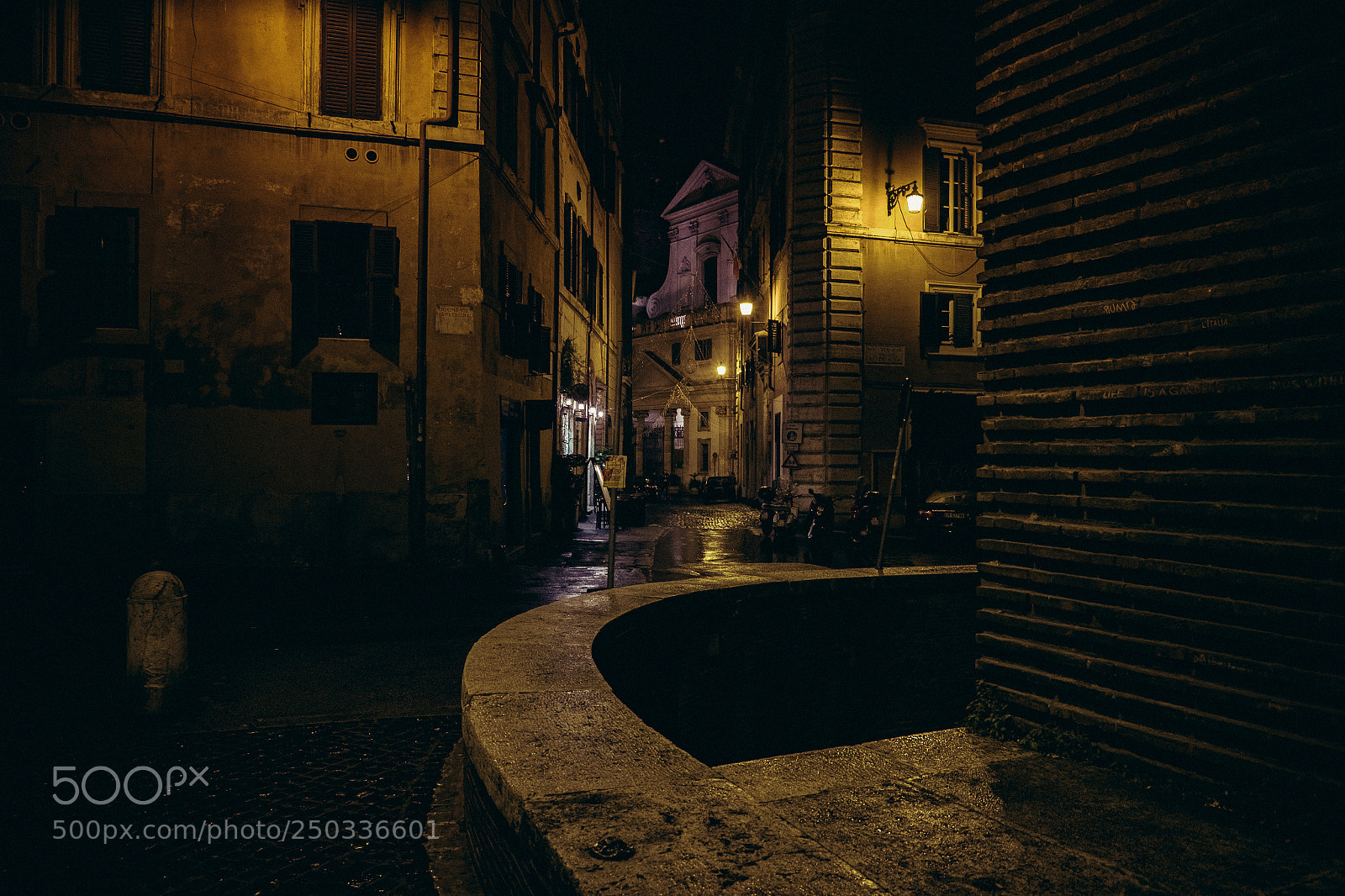 Fujifilm X-T1 sample photo. Roman alley photography
