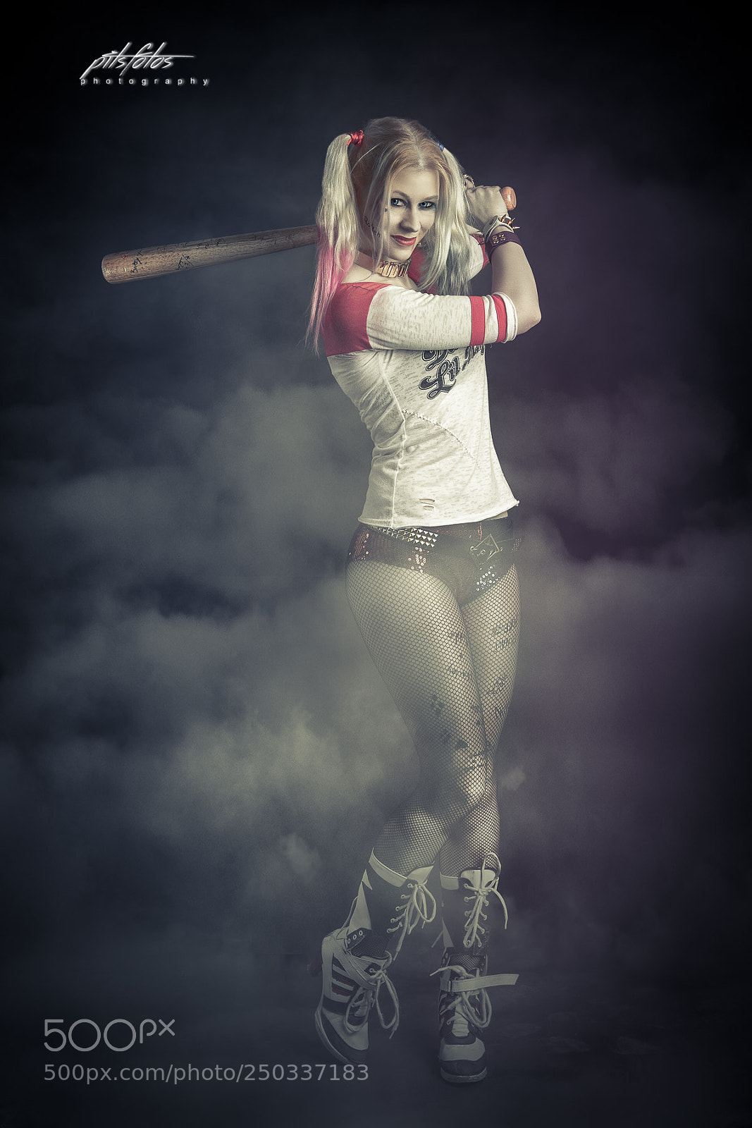 Canon EOS 5D Mark IV sample photo. Harley quinn  -suicide squad- photography
