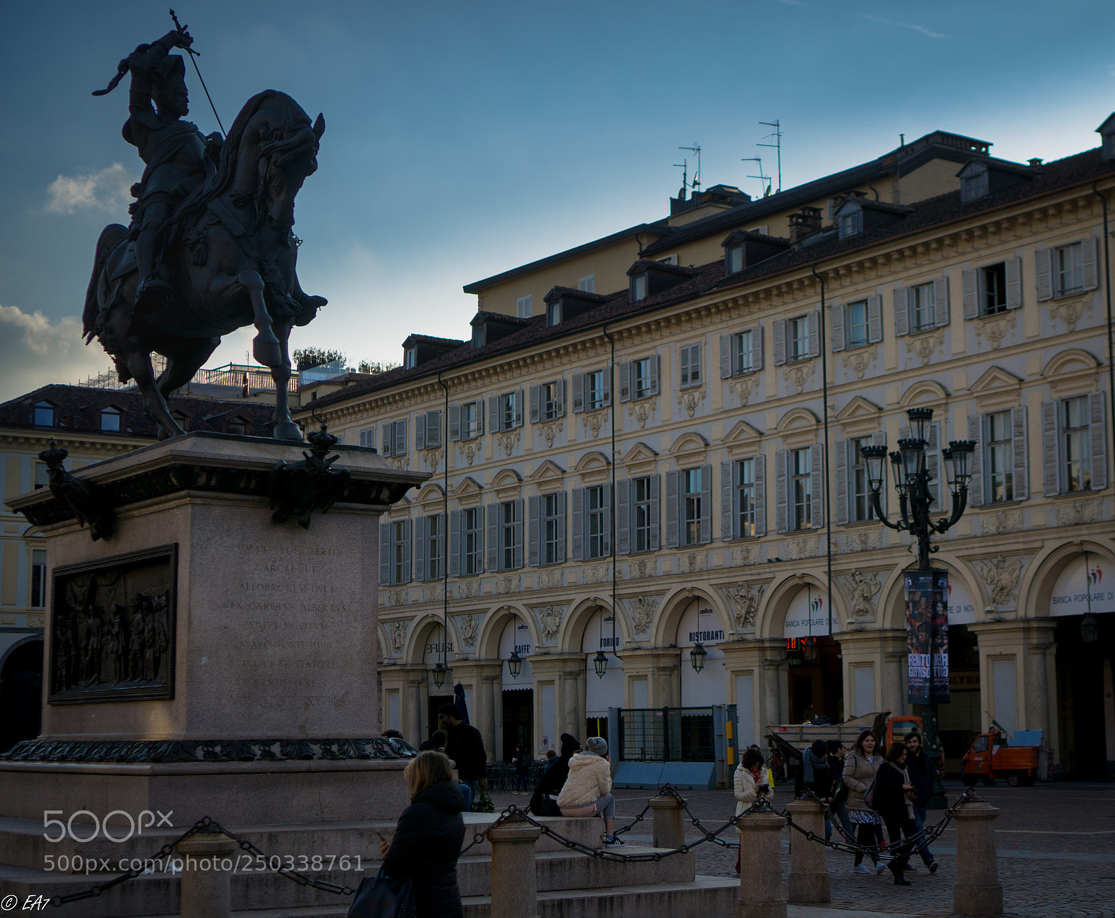 Sony a6000 sample photo. Piazza castello photography