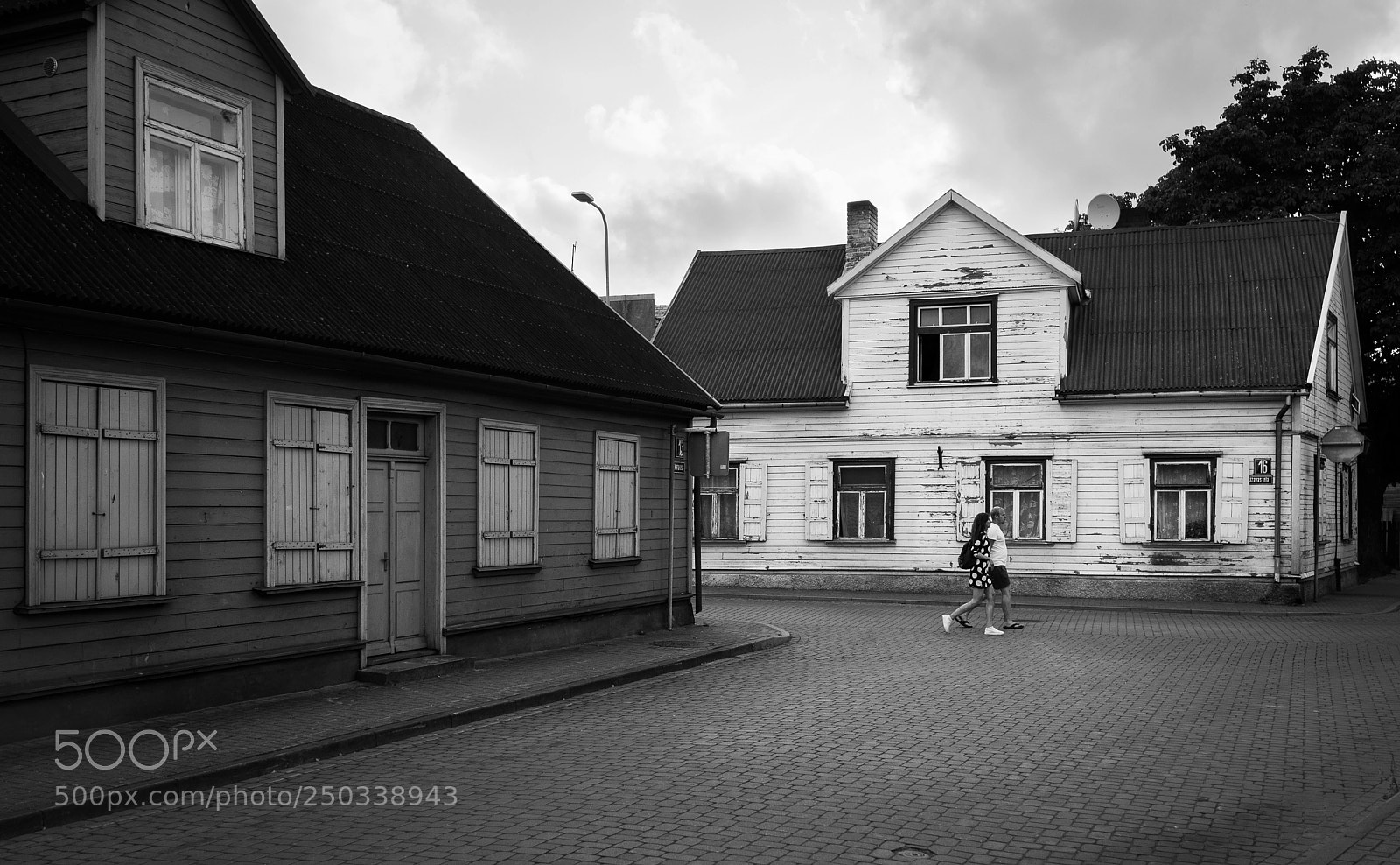 Nikon D610 sample photo. Walking by photography