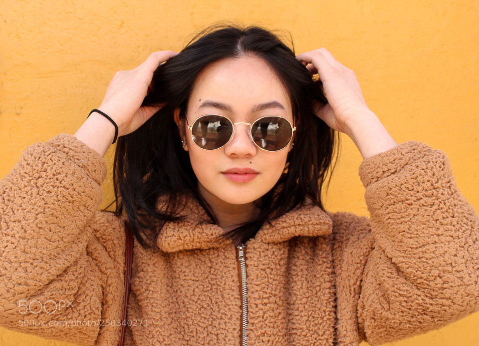 Canon EOS 1300D (EOS Rebel T6 / EOS Kiss X80) sample photo. Fierce mustard photography