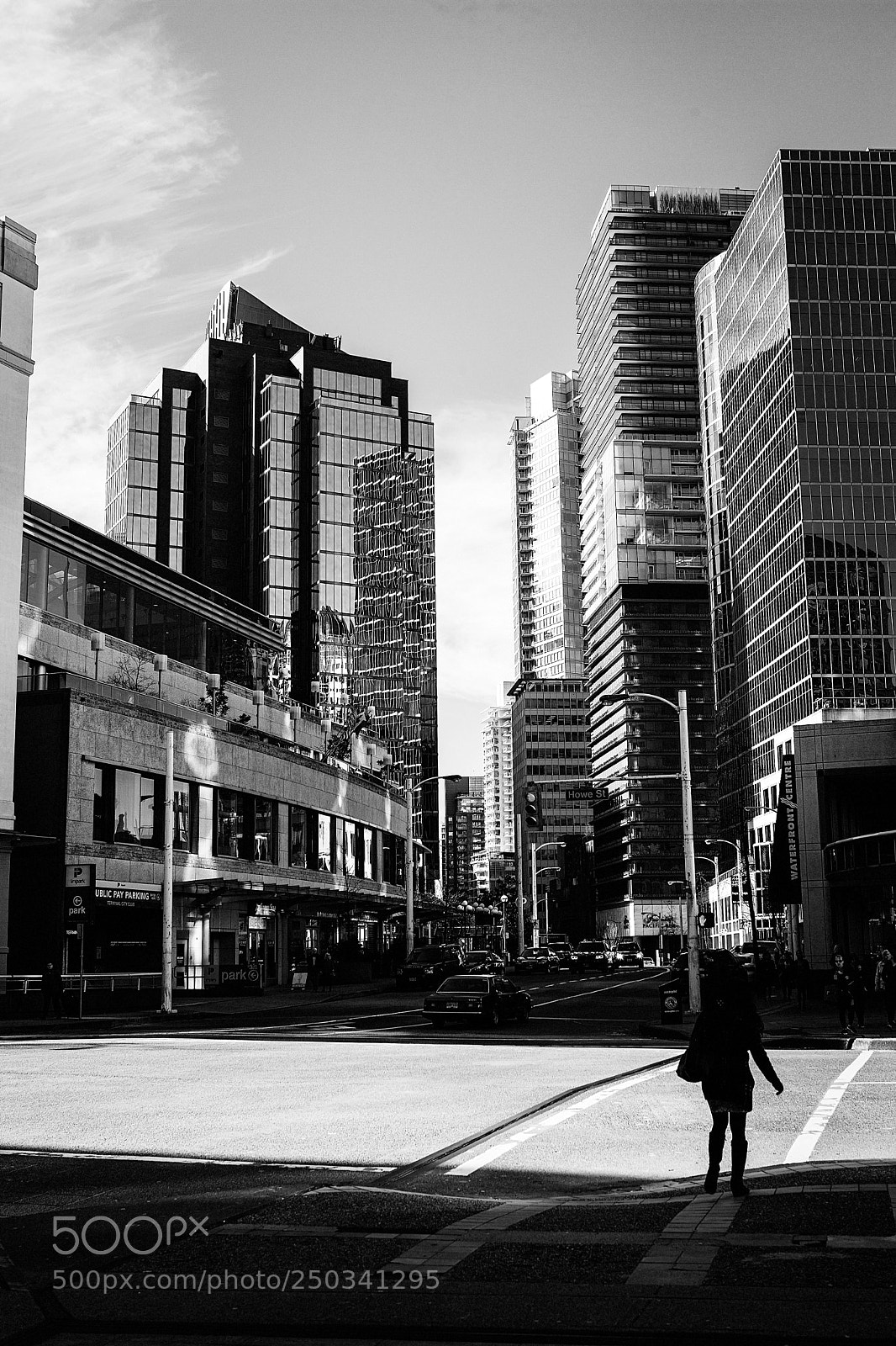 Canon EOS 5D Mark II sample photo. Vancouver in b w photography