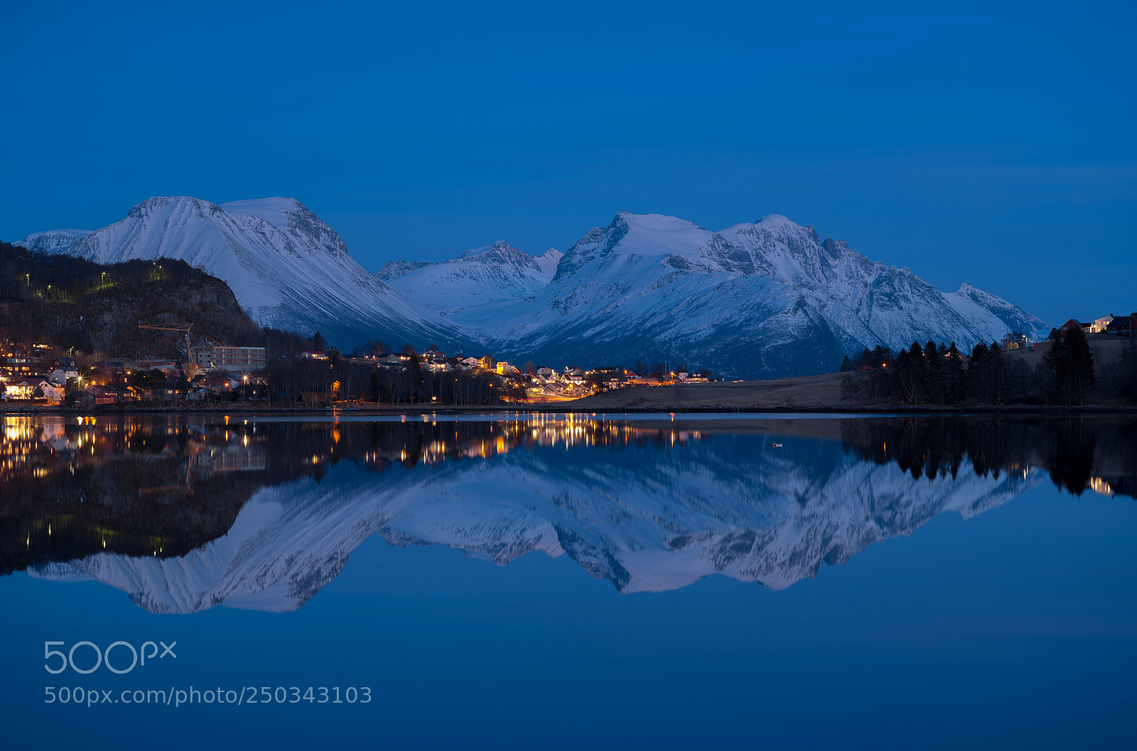 Sony a7 II sample photo. Solavågen og megardsdalen photography