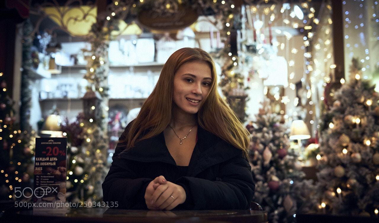 Sony a7 II sample photo. From christmas time photography