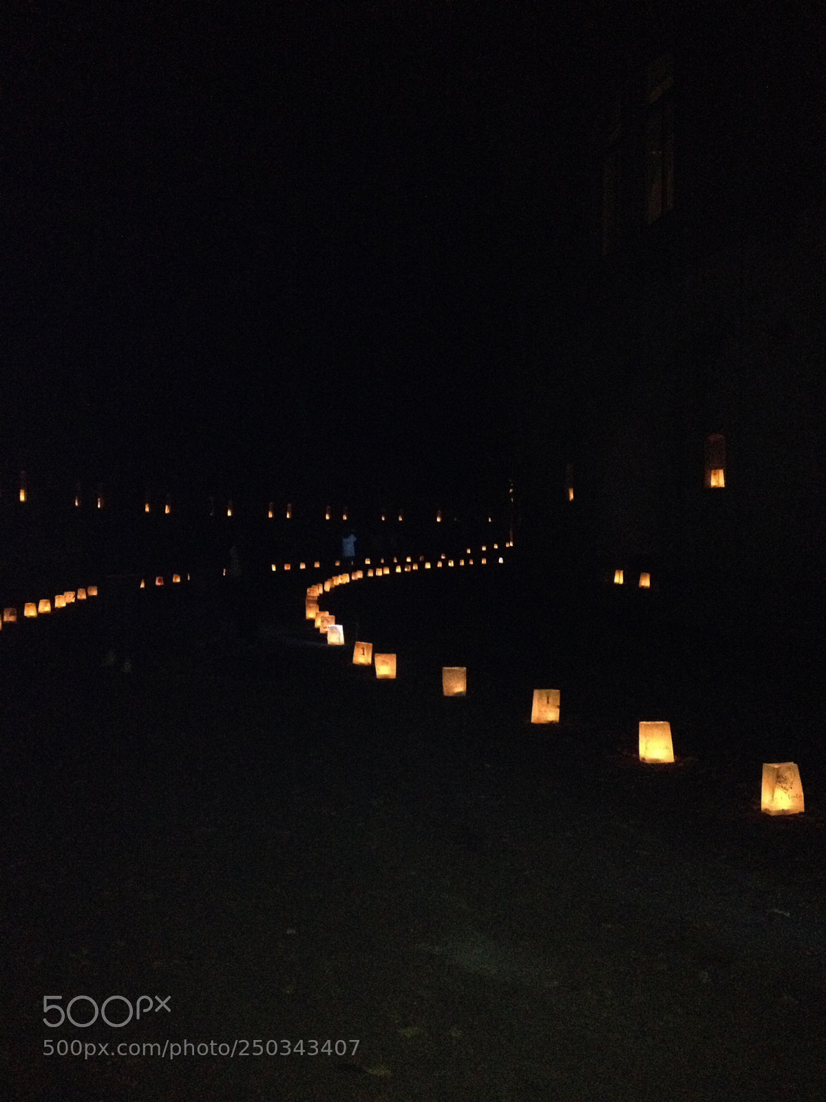 Apple iPhone 4S sample photo. Night walk. photography