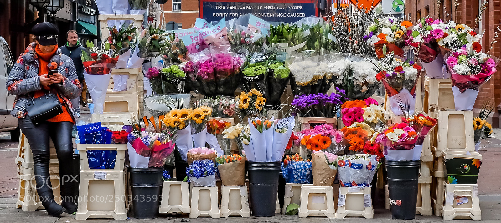 Fujifilm X30 sample photo. The flower seller photography