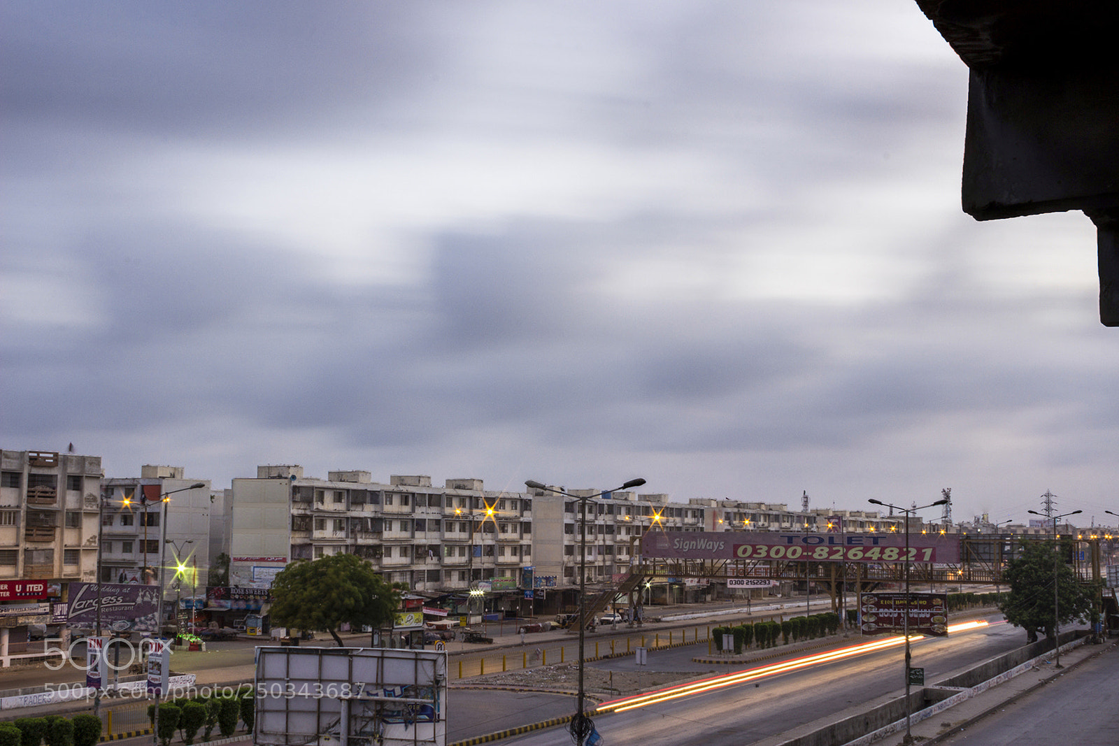 Canon EOS 600D (Rebel EOS T3i / EOS Kiss X5) sample photo. Smudged photography
