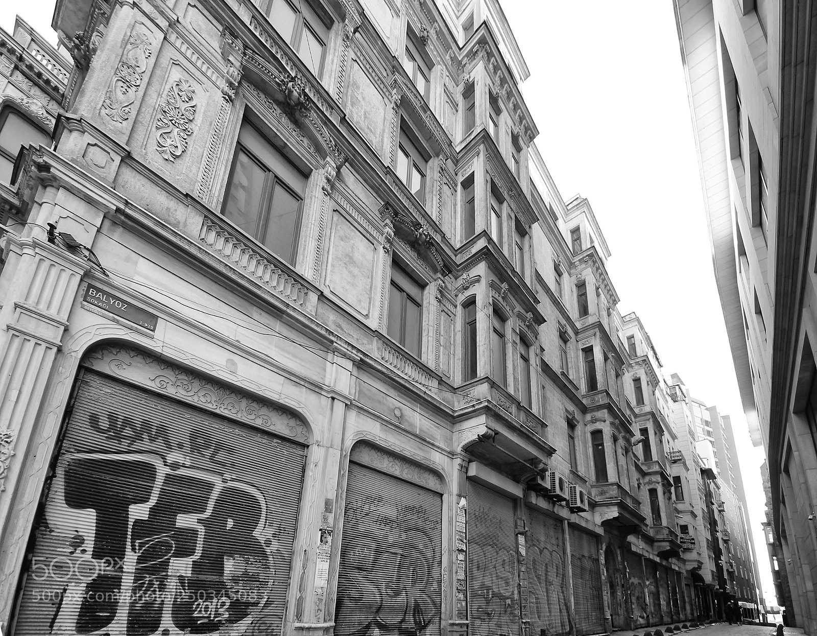 Canon EOS 600D (Rebel EOS T3i / EOS Kiss X5) sample photo. Black and white photography