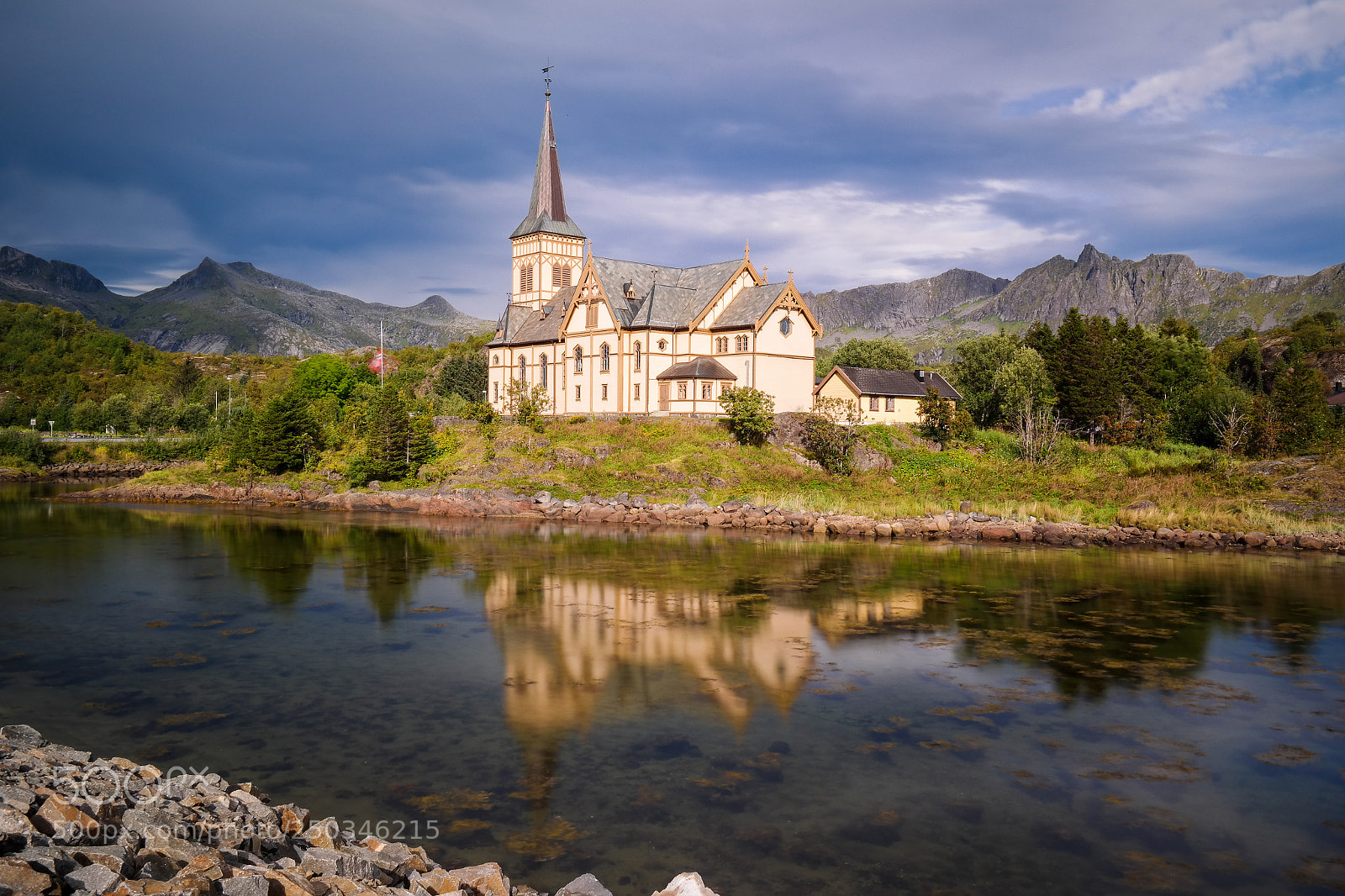 Samsung NX30 sample photo. Church in the north photography