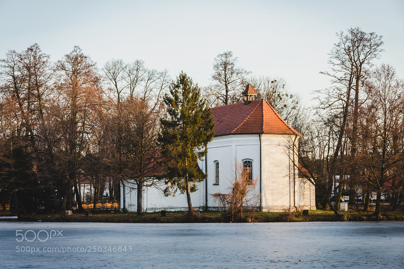 Canon EOS 700D (EOS Rebel T5i / EOS Kiss X7i) sample photo. Church on an island photography
