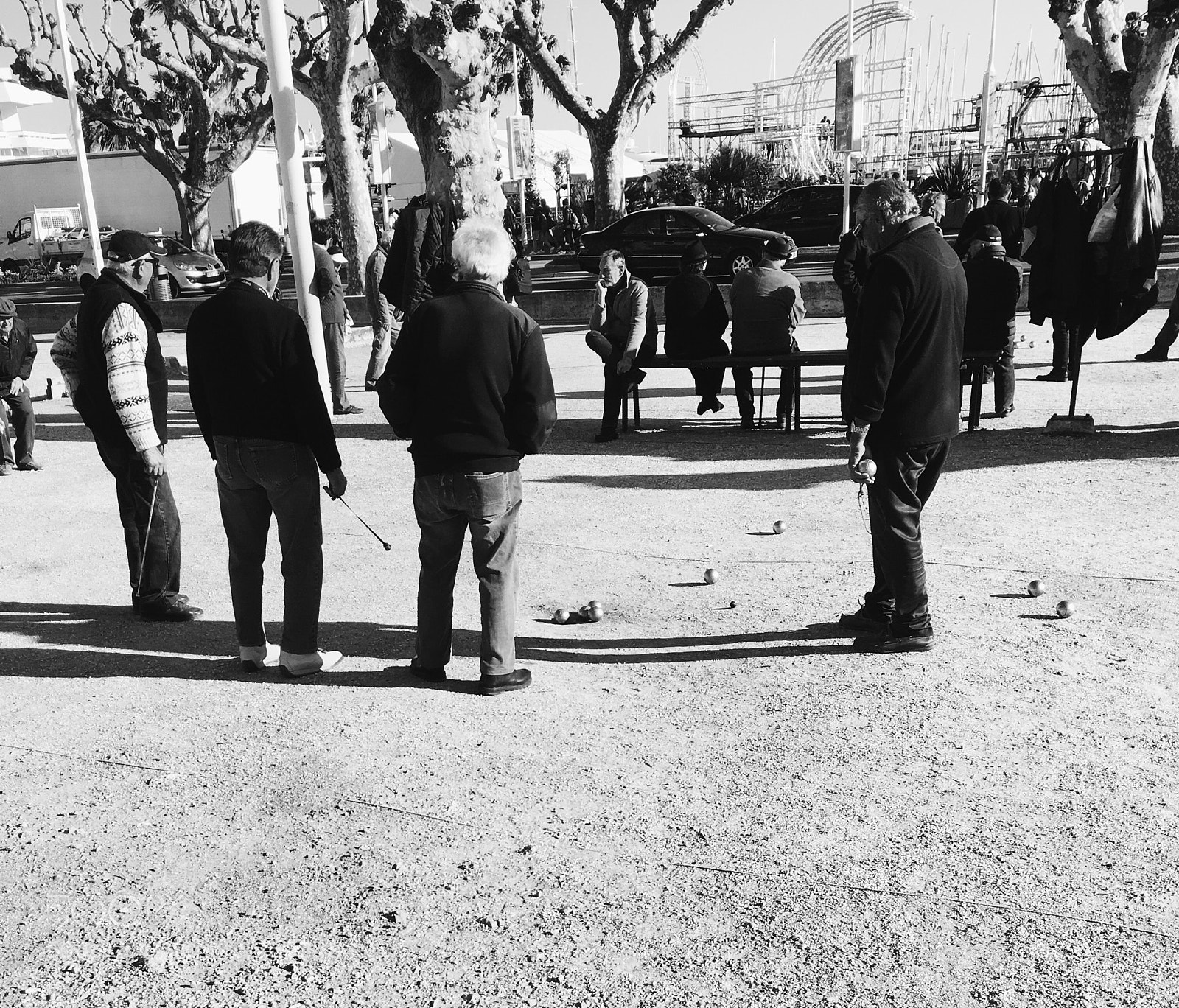 Apple iPhone SE sample photo. “bocce” photography