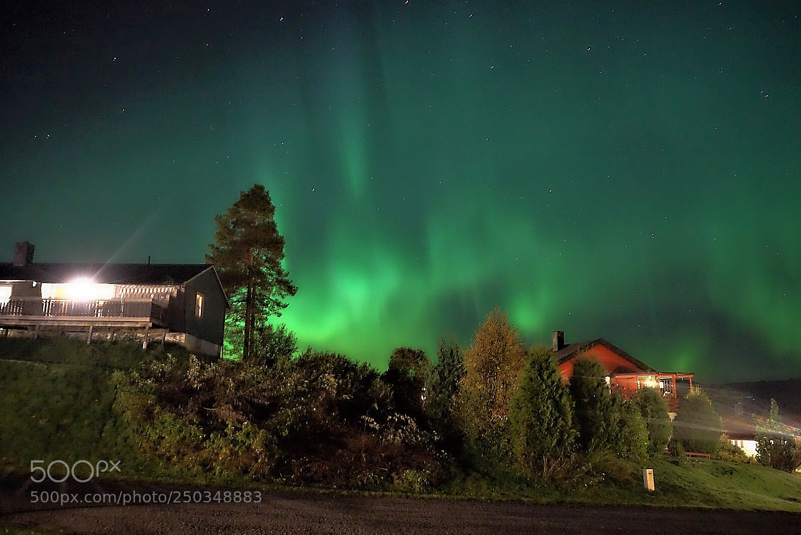 Sony a7R sample photo. Northern lights photography