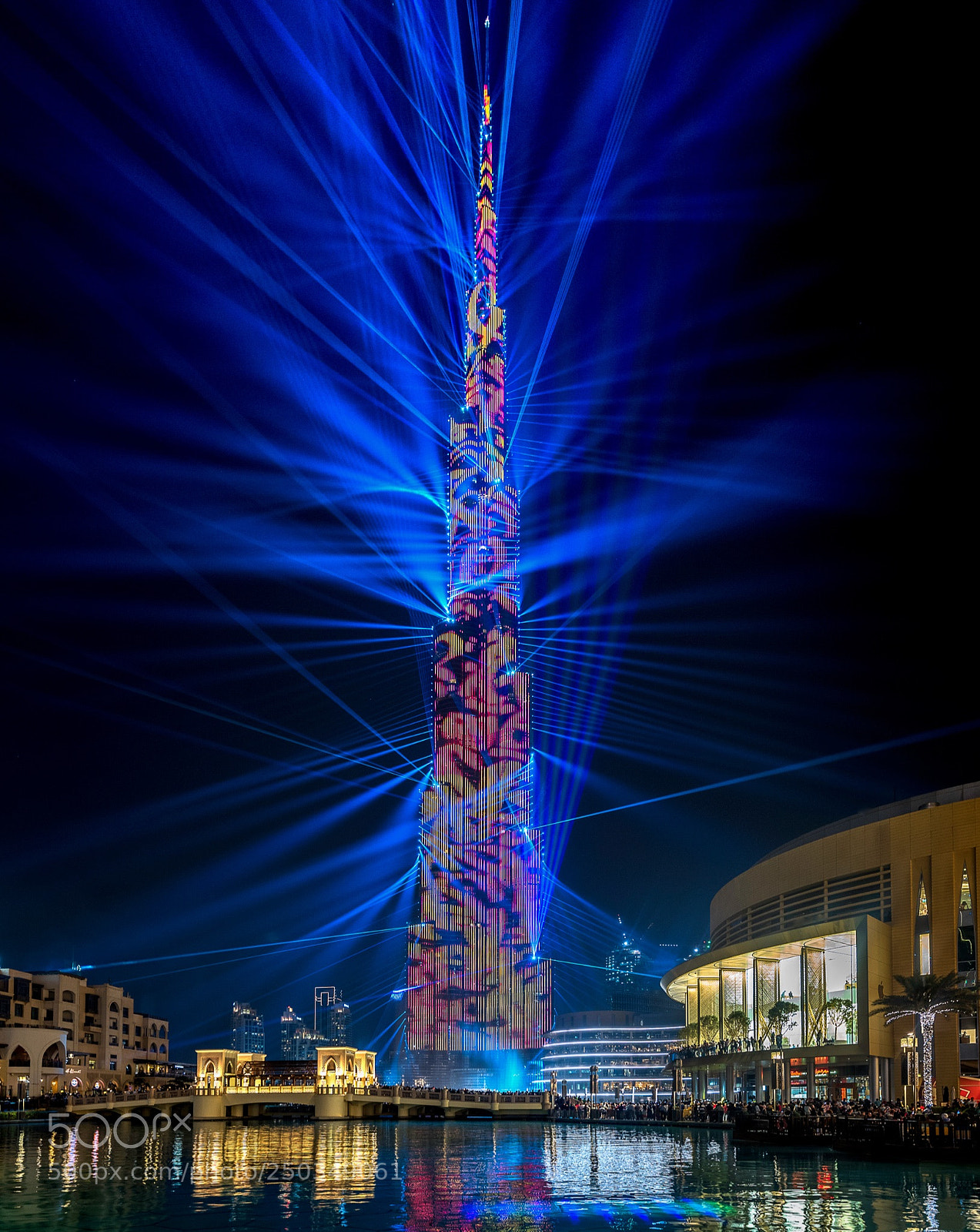 Nikon D810 sample photo. The iconic burj khalifa photography
