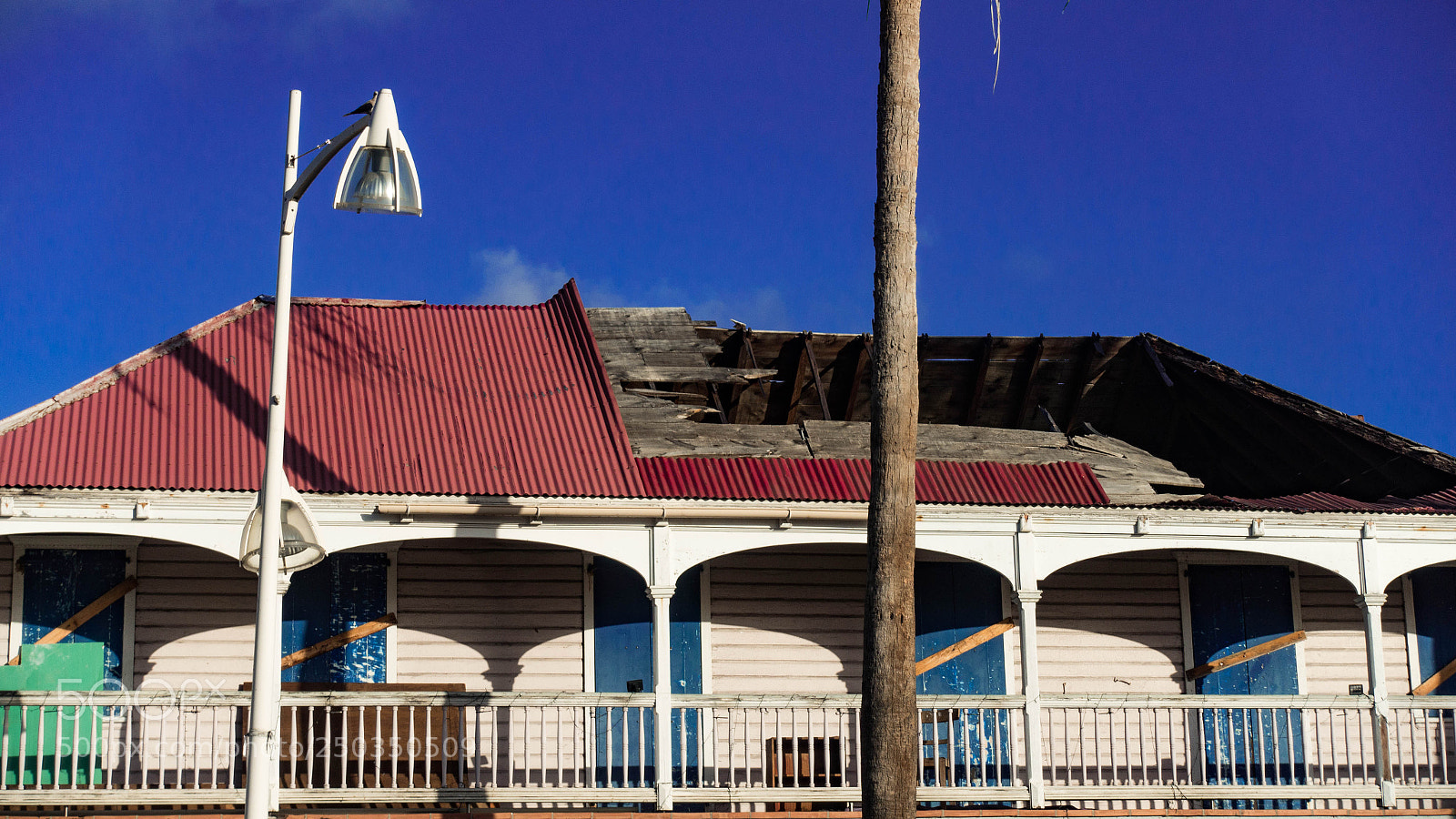 Sony Cyber-shot DSC-RX100 III sample photo. Roofing after hurricane photography