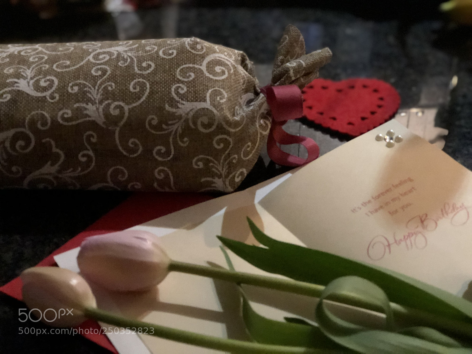 Apple iPhone 8 Plus sample photo. Love is a thing ♥️ photography