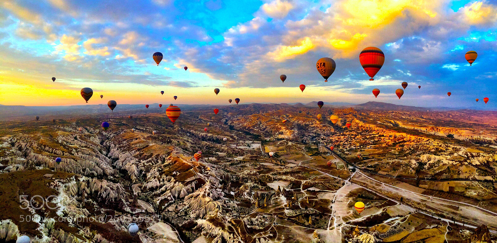 Apple iPhone 5s sample photo. Hot air balloons cappadocia photography