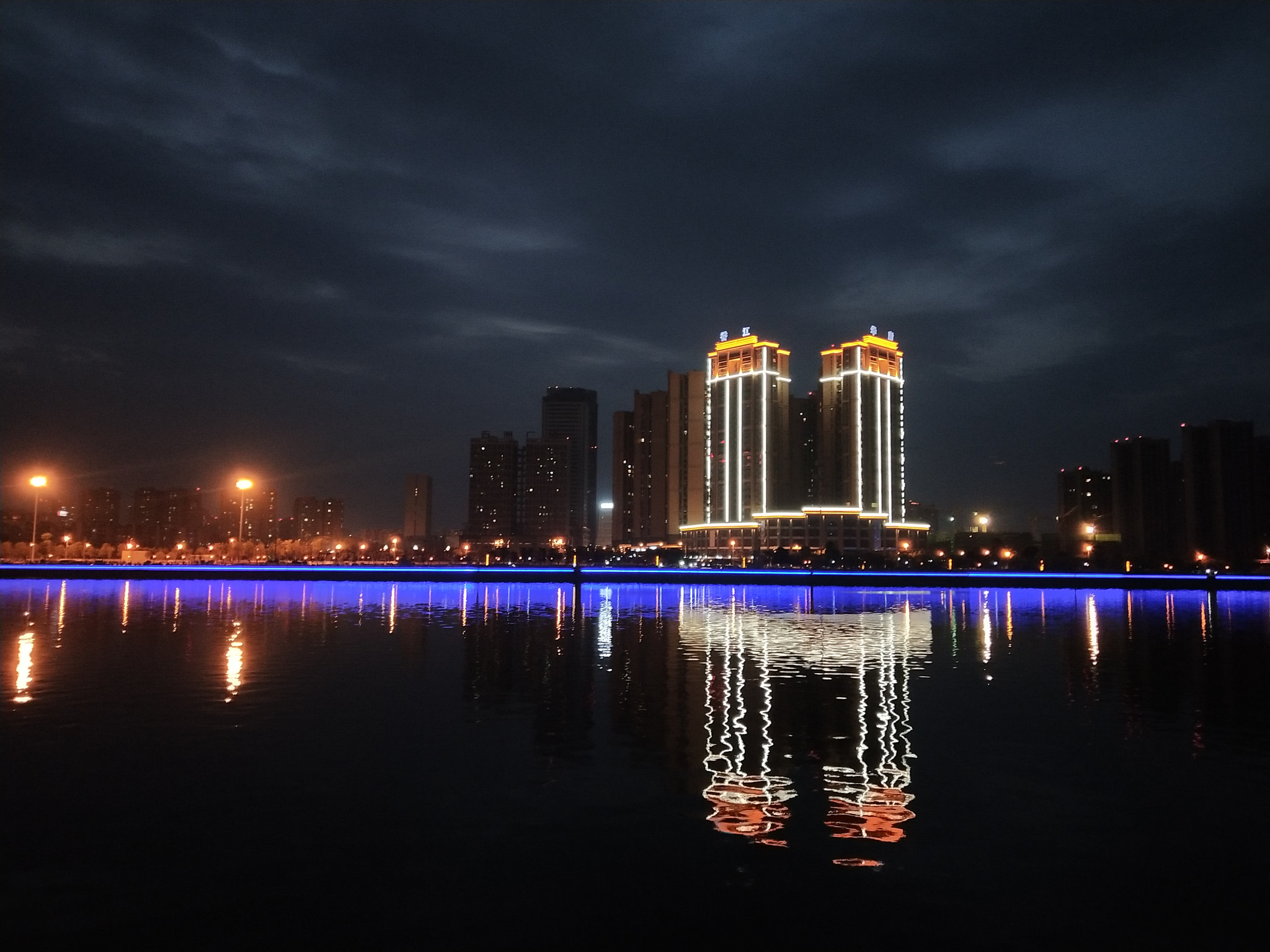 vivo X20A sample photo. Inverted image photography