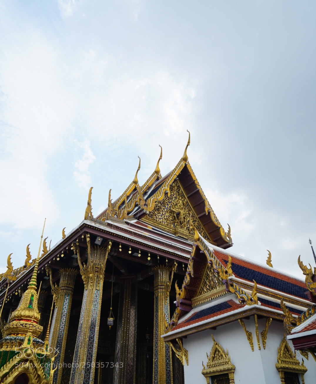 Sony a7R II sample photo. In the grand palace 3 photography
