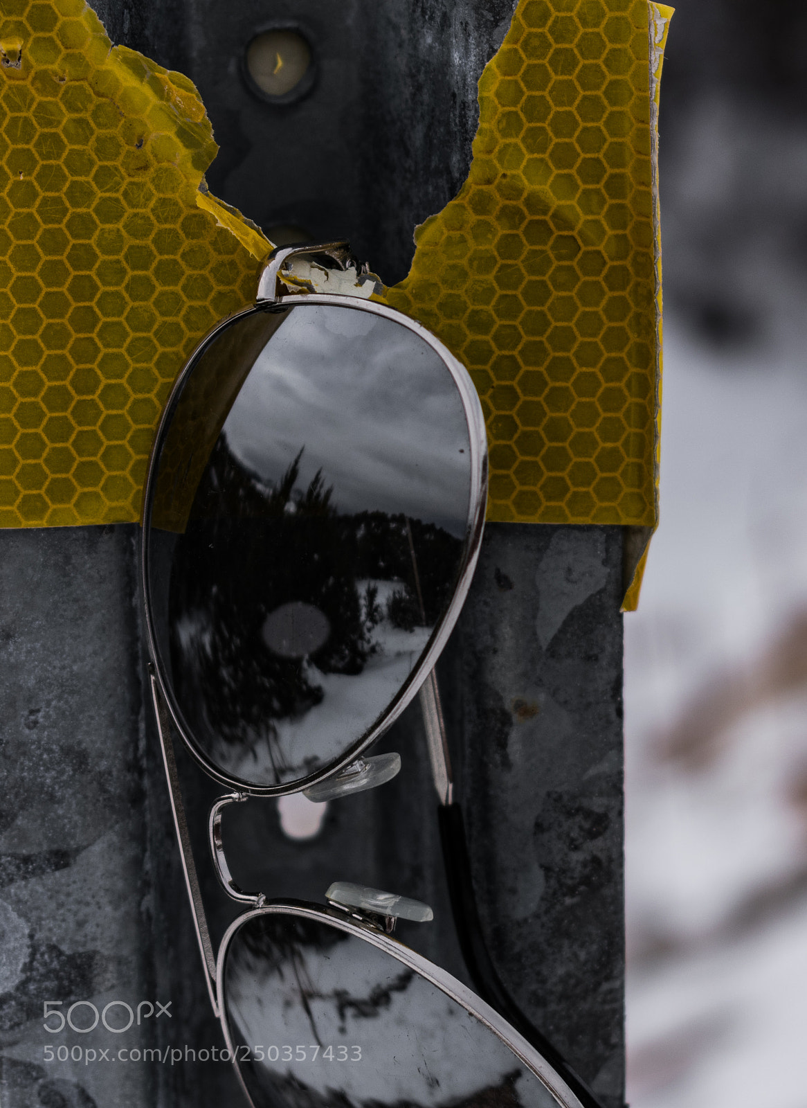 Nikon D3400 sample photo. Sunglasses hanging from road photography