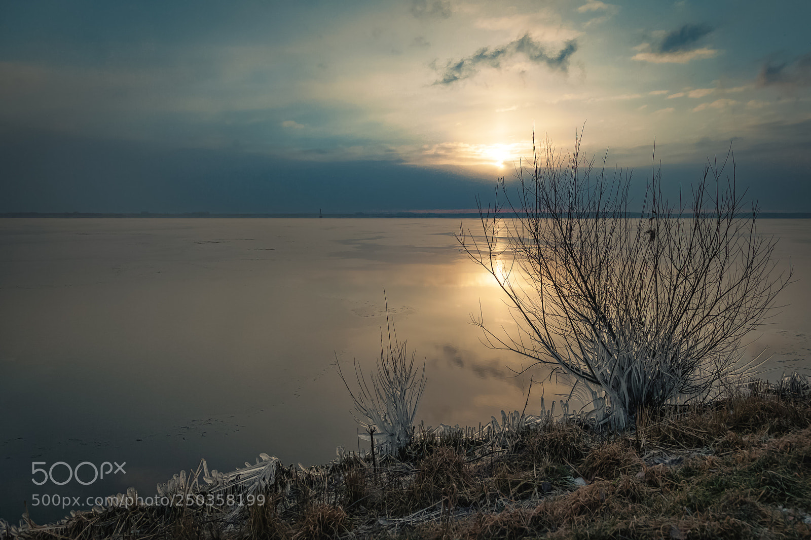 Canon EOS 5D Mark II sample photo. Winter morning photography