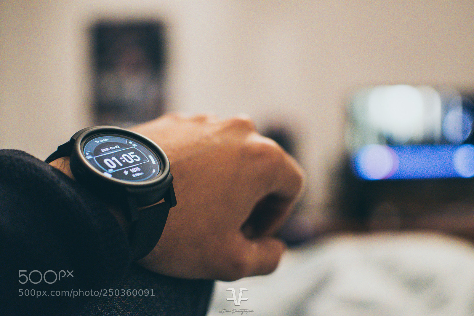 Nikon D5300 sample photo. Watch photography