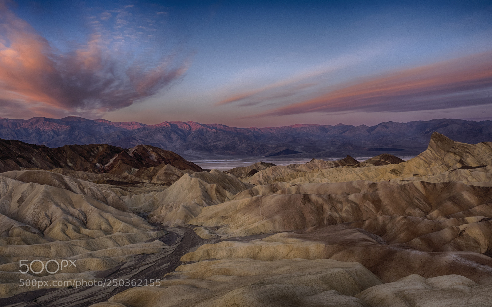 Olympus OM-D E-M1 sample photo. Sunrise at zabriskie photography