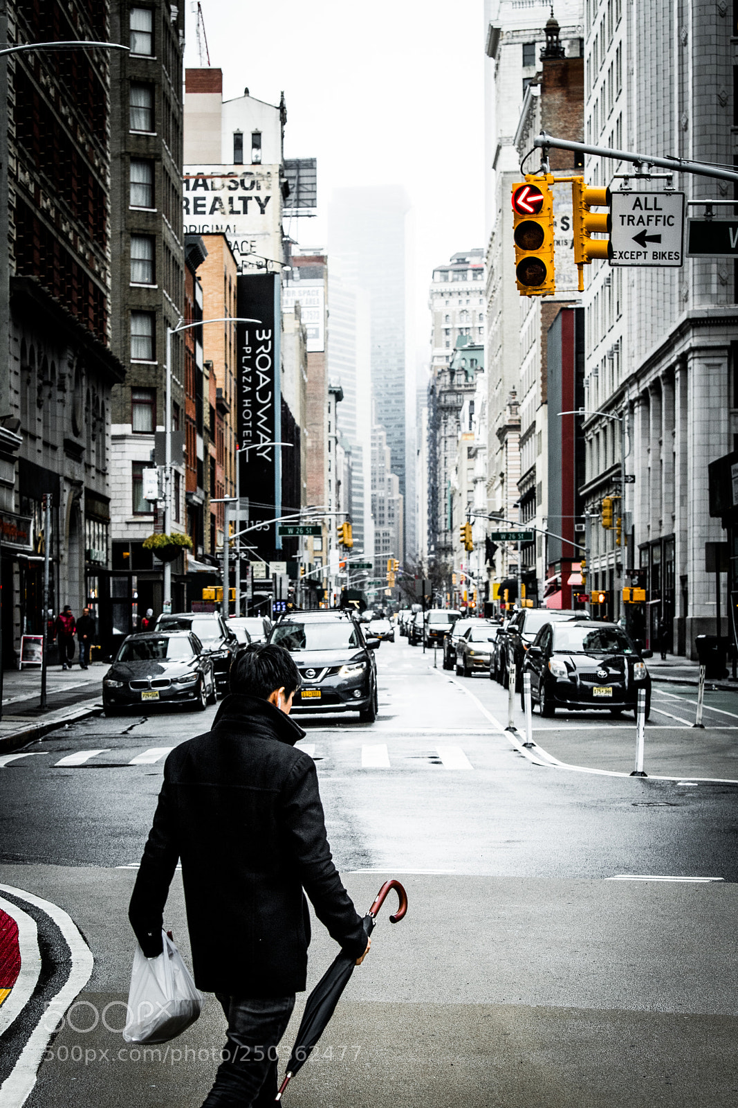 Canon EOS 6D Mark II sample photo. Broadway photography