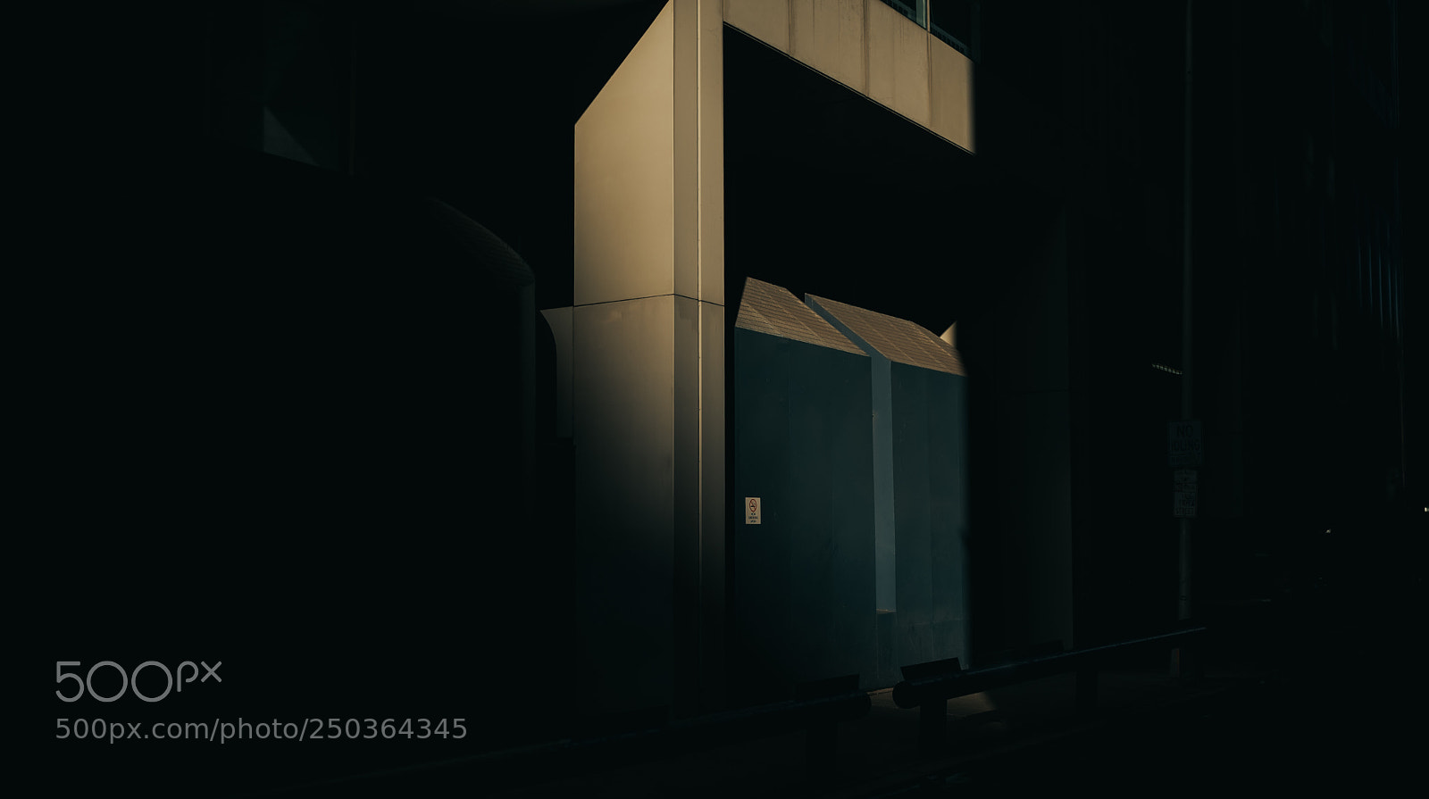 Fujifilm X100F sample photo. Alley sunset photography