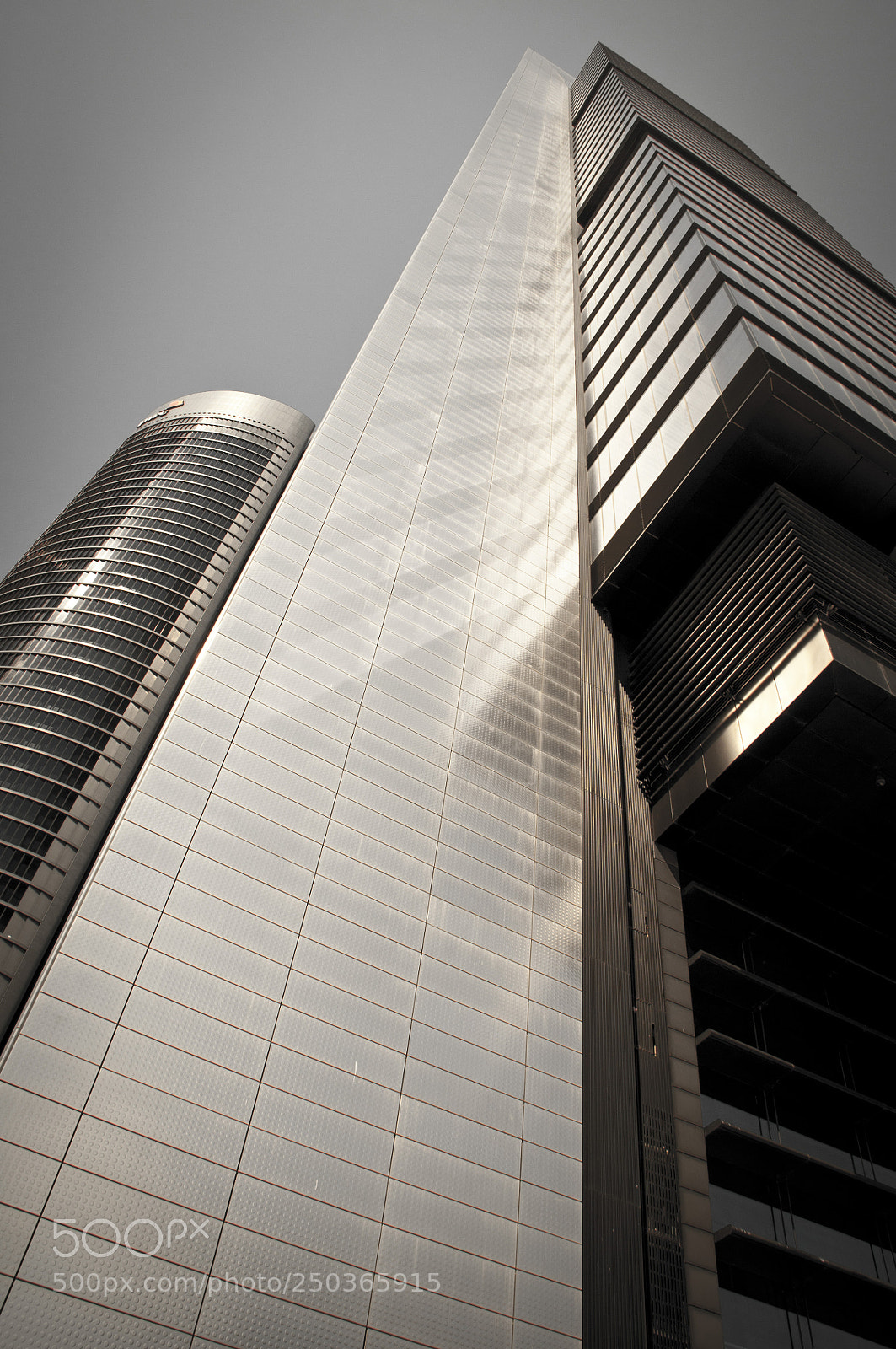 Nikon D300S sample photo. Edificio photography