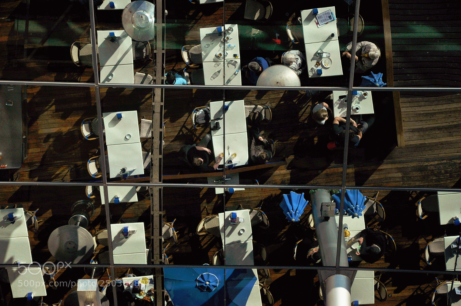 Nikon D90 sample photo. Mirror photography