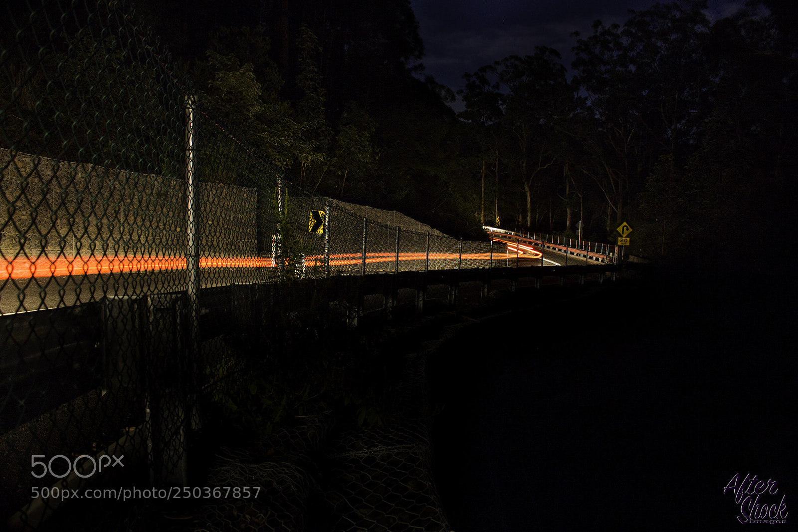 Canon EOS 700D (EOS Rebel T5i / EOS Kiss X7i) sample photo. Chasing light photography