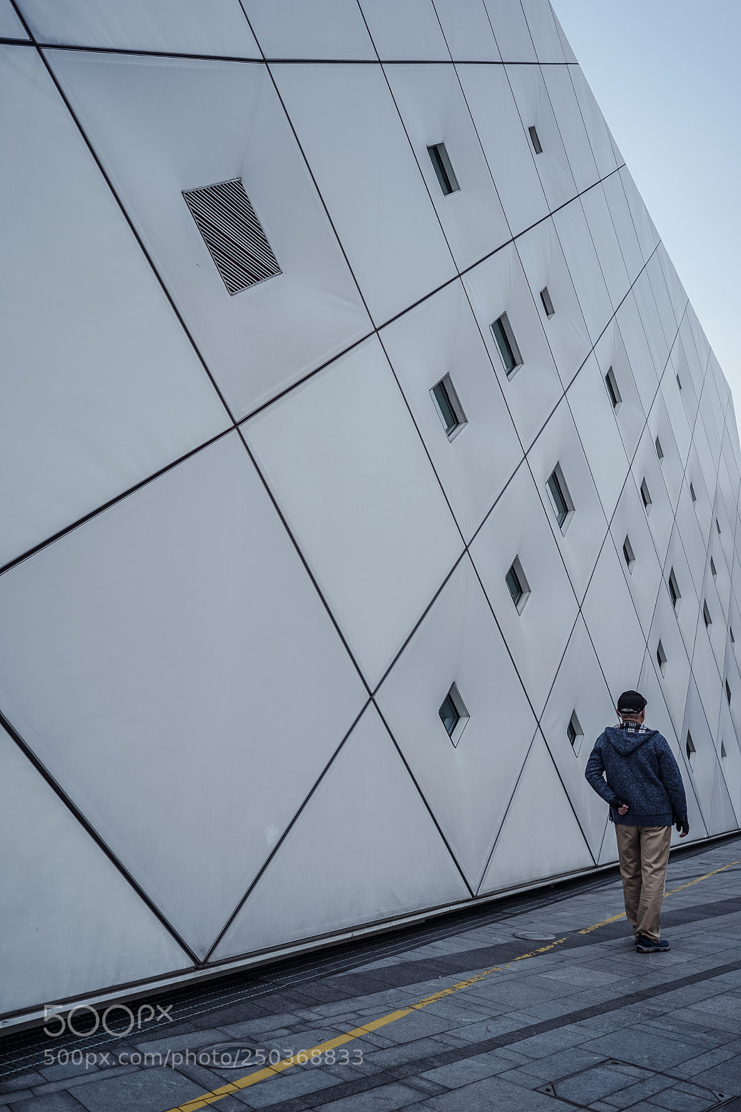 Sony a7 II sample photo. Less is more photography
