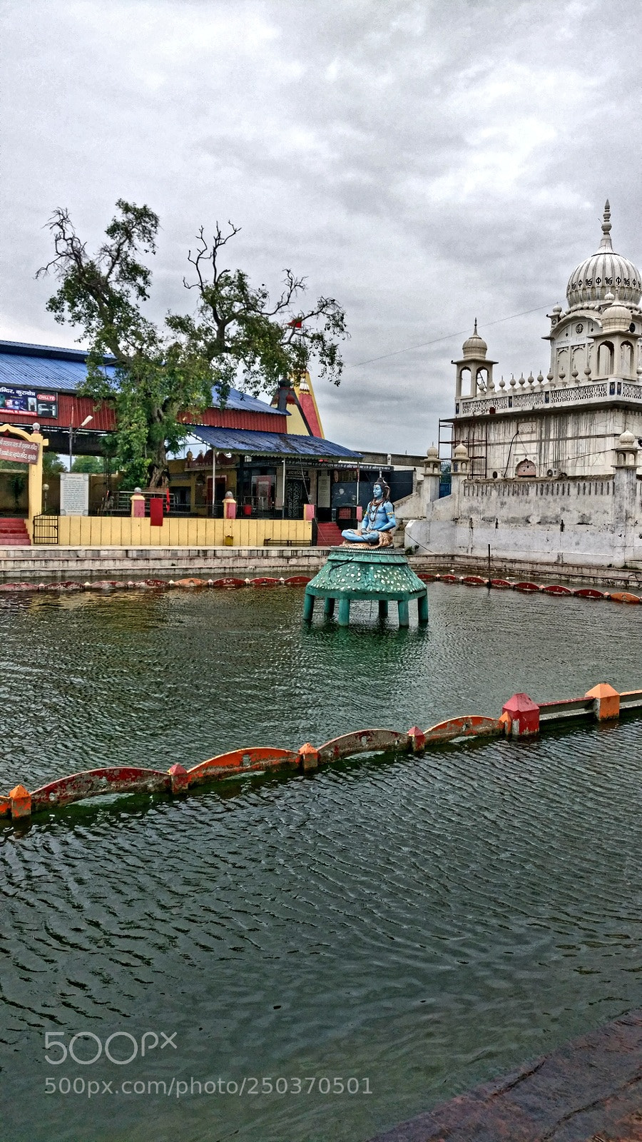 OnePlus A3003 sample photo. Sthaneshwar mahadev temple photography