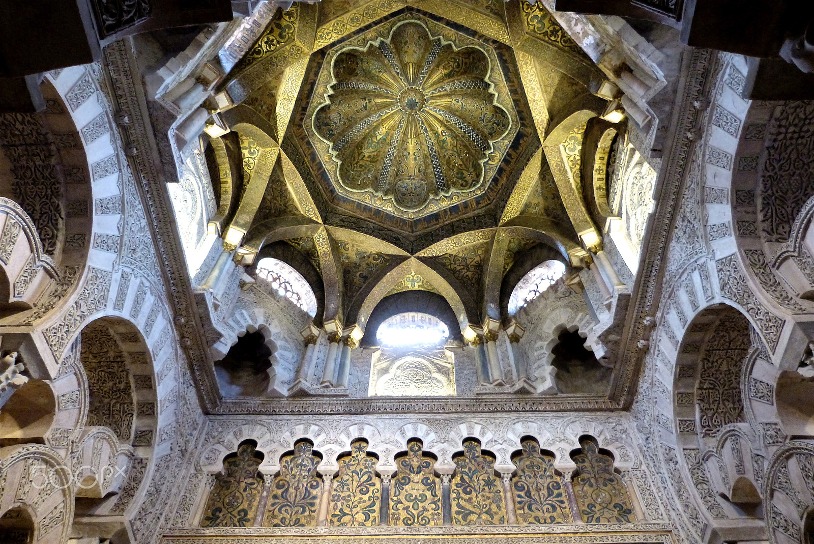 Panasonic Lumix DMC-FZ47 (Lumix DMC-FZ48) sample photo. The golden dome over the mihrab photography