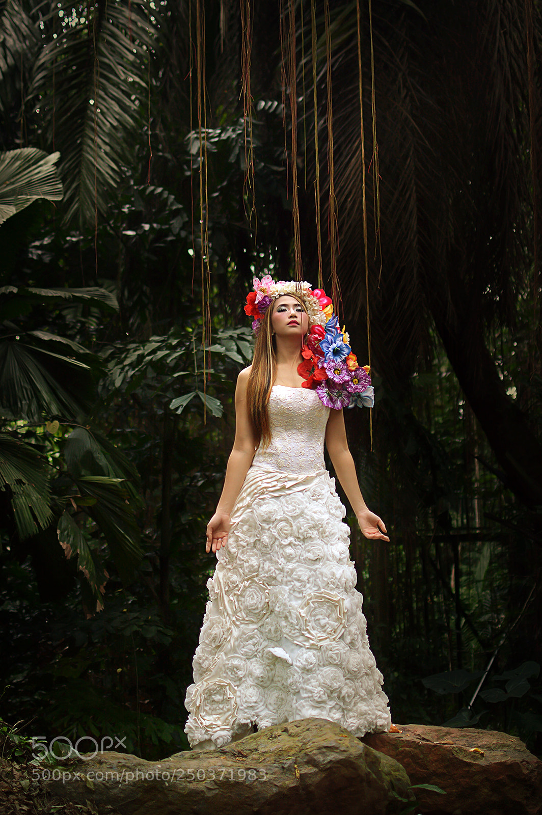 Nikon D3200 sample photo. Right here waiting photography