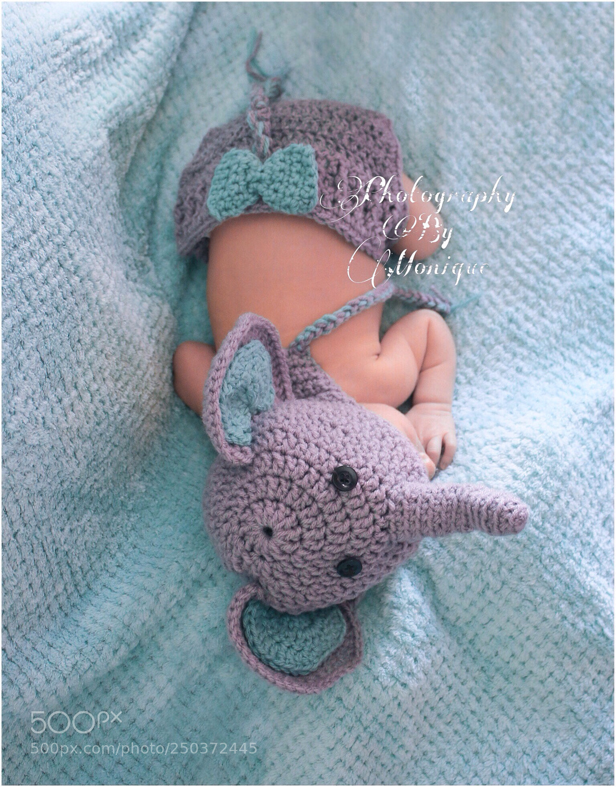 Canon EOS 70D sample photo. Newborn photography