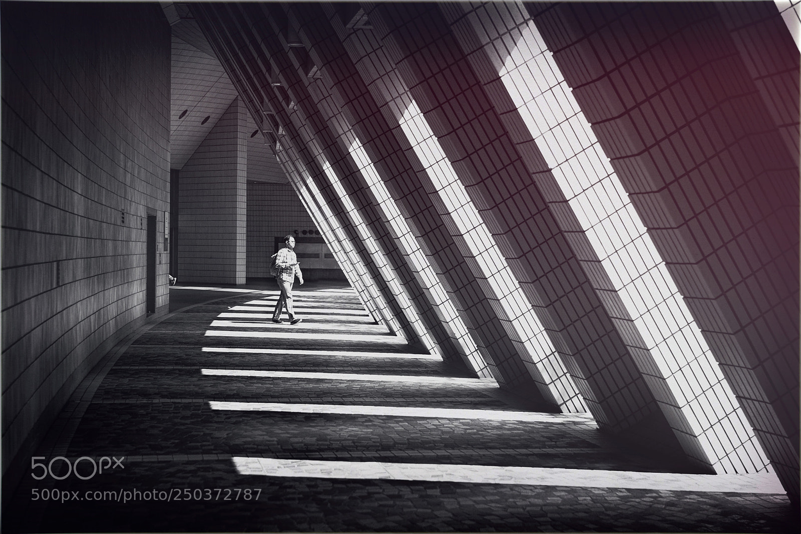 Sony a6300 sample photo. Lines of hong kong photography