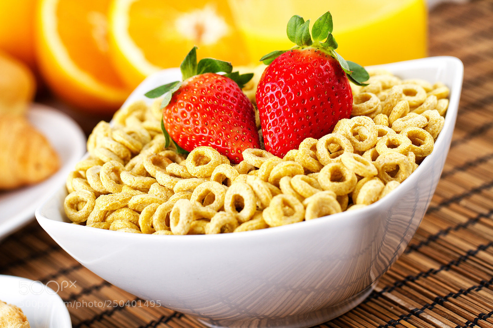 Canon EOS 7D sample photo. Cereal with milk and photography