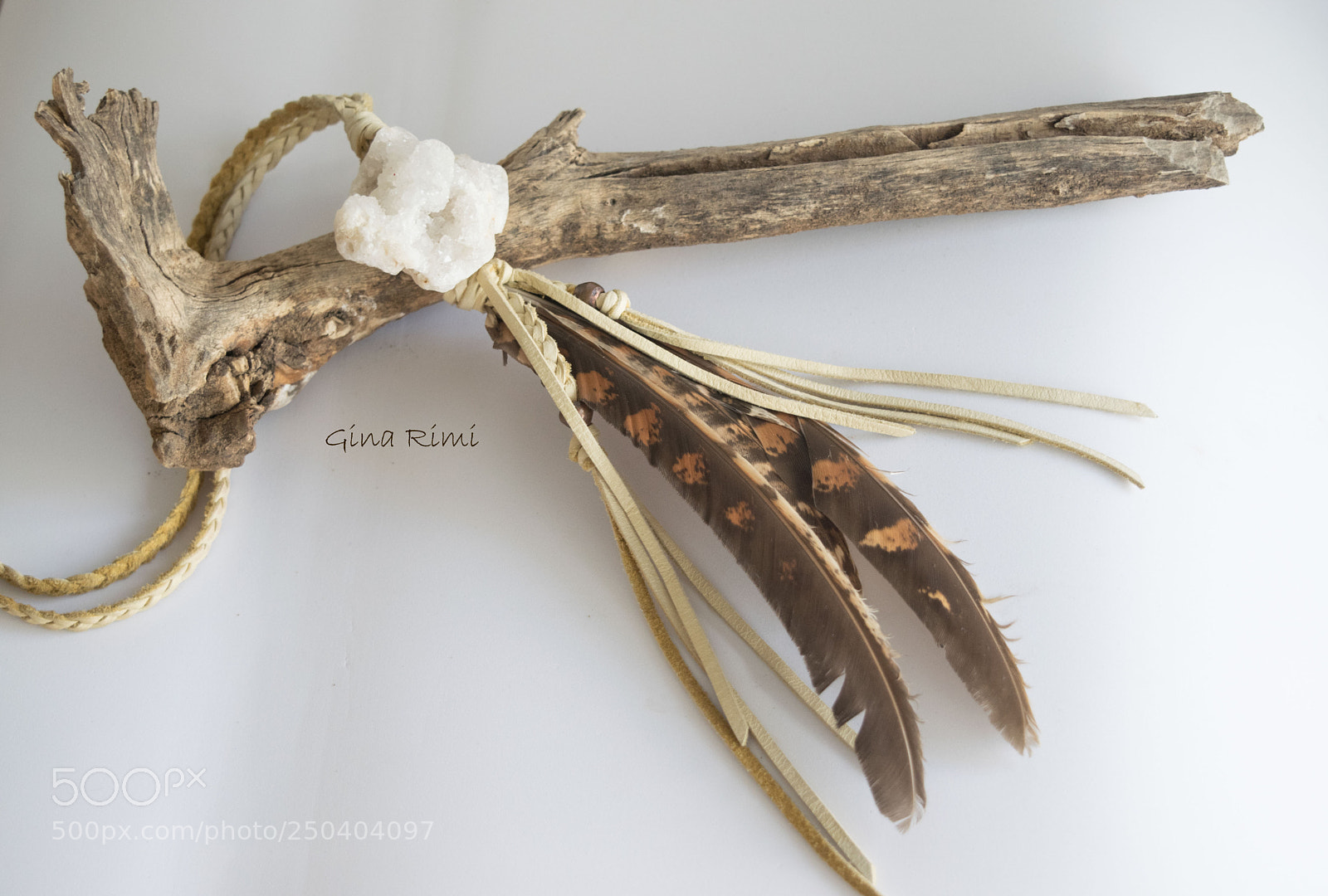 Nikon D3300 sample photo. Into the wild necklace photography