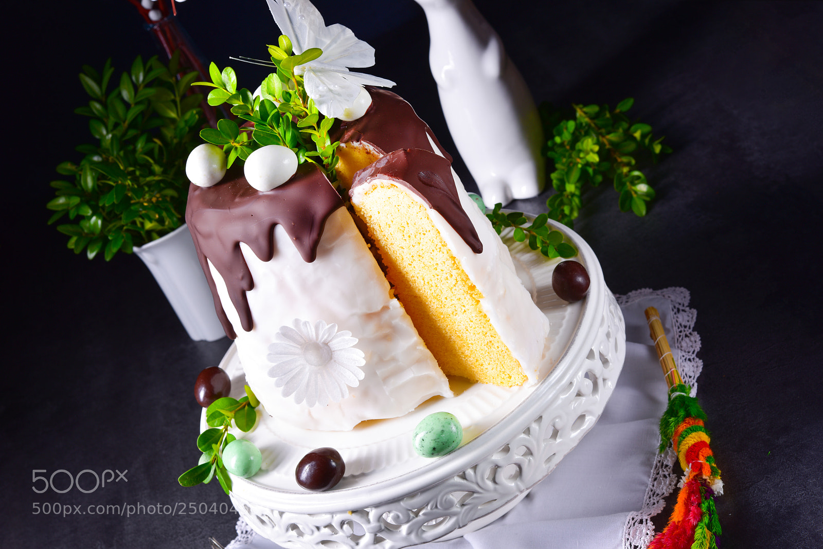 Nikon D810 sample photo. Cooked easter cake photography
