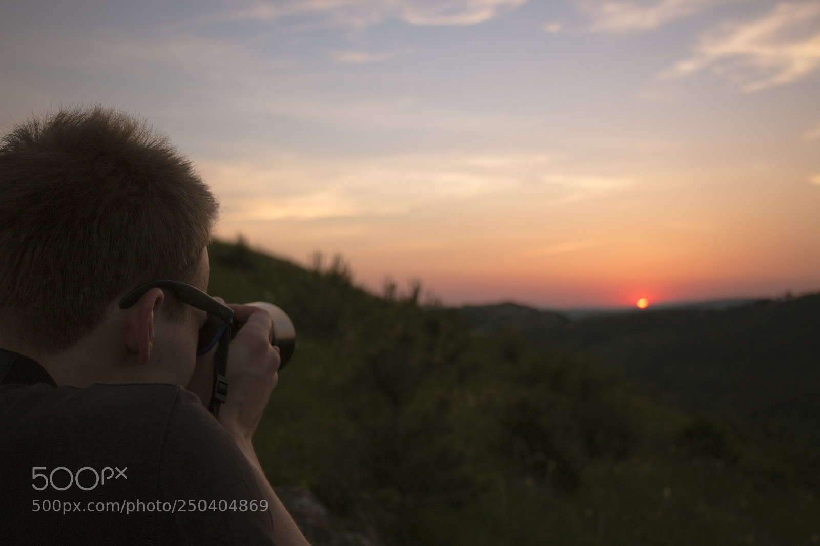 Canon EOS 70D sample photo. Majestic casual () photography