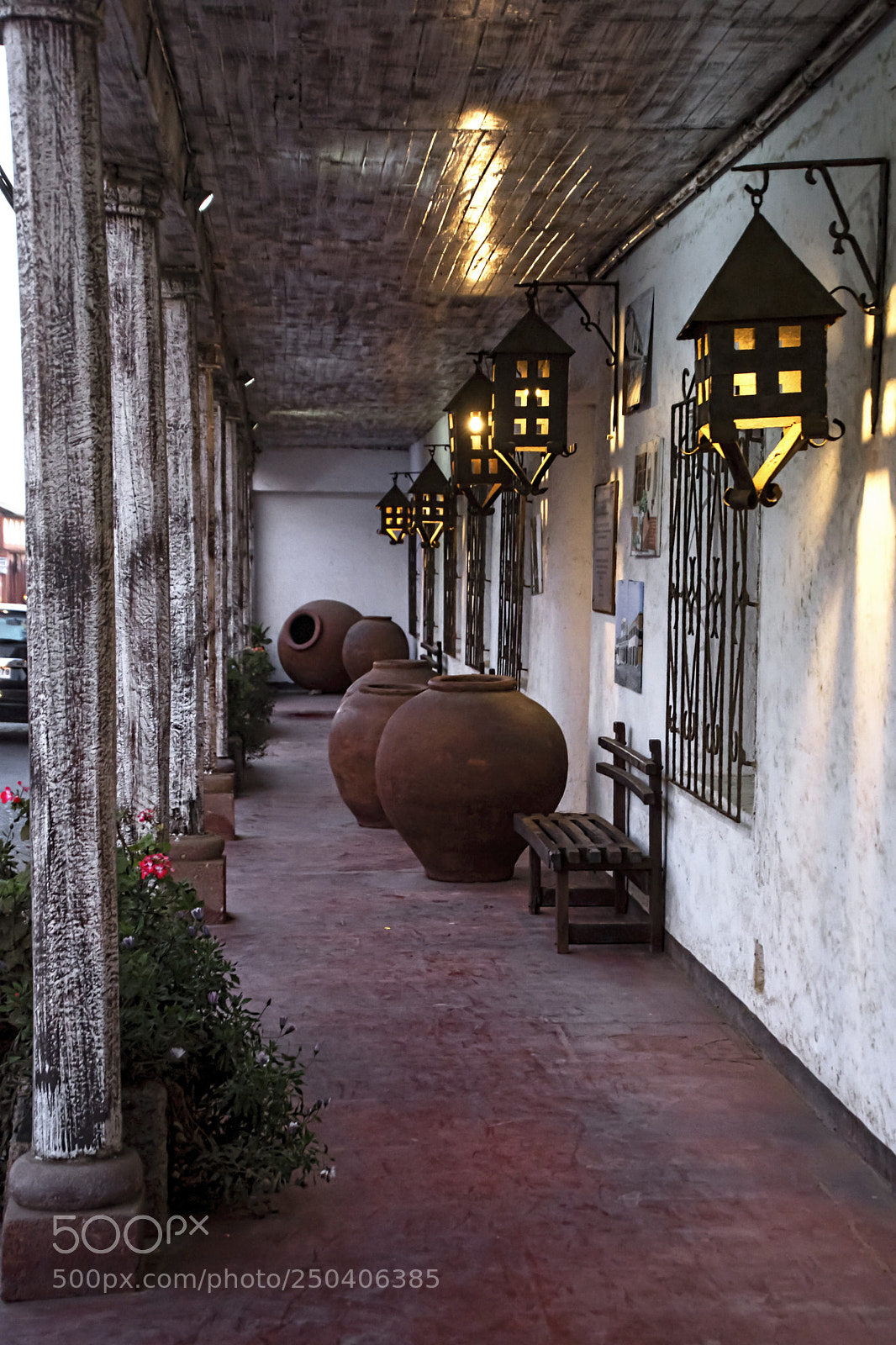 Nikon D7200 sample photo. Colonial porch photography