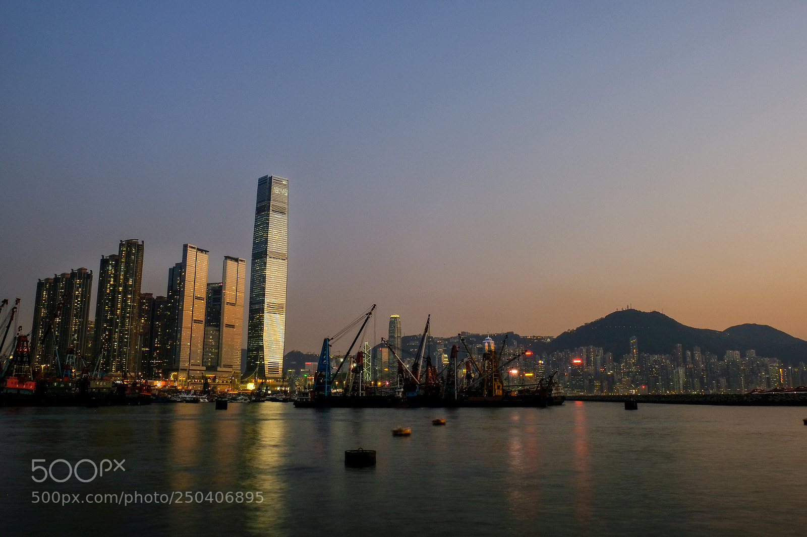 Fujifilm X-T20 sample photo. Dynamic typhoon shelter photography