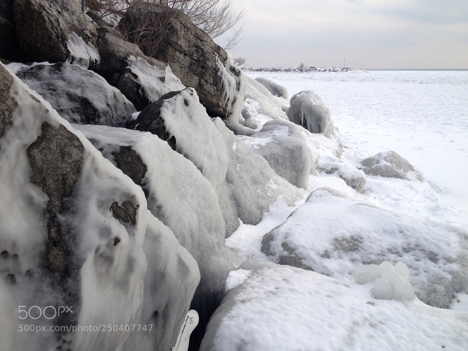 Apple iPhone 4S sample photo. Ice on the lake photography