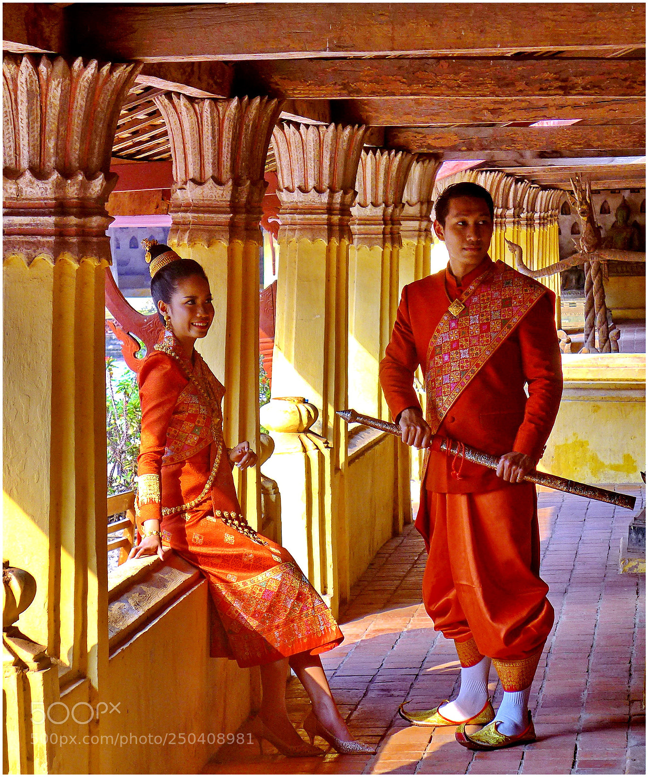 Panasonic Lumix DMC-LX7 sample photo. Lao dancers at wat photography
