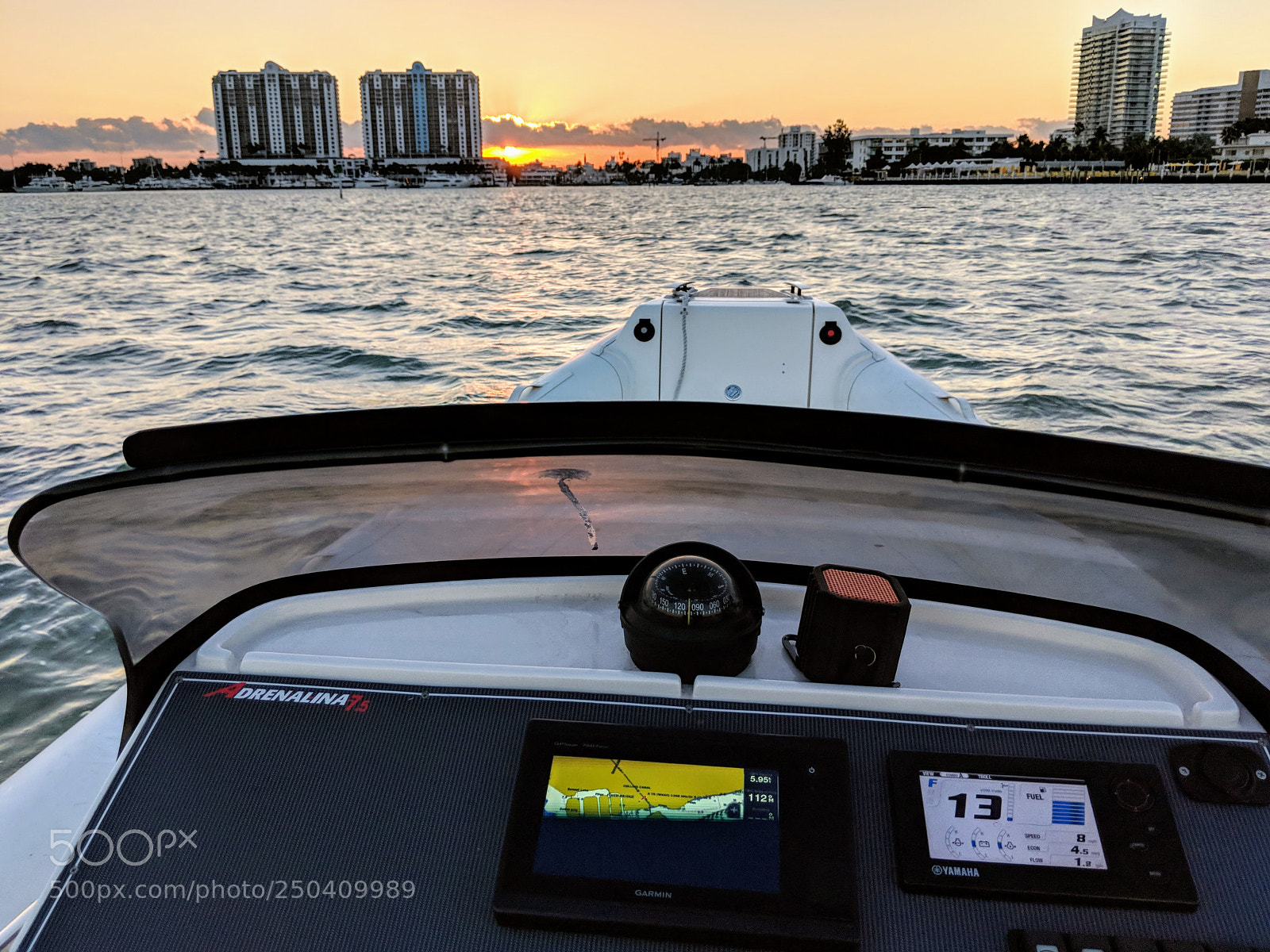 Google Pixel 2 XL sample photo. Early boating photography