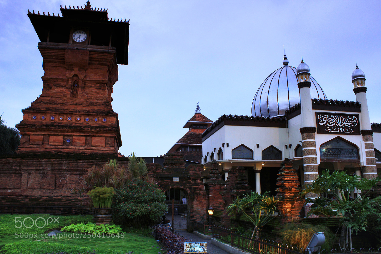 Canon EOS 60D sample photo. Tower and mosque al photography