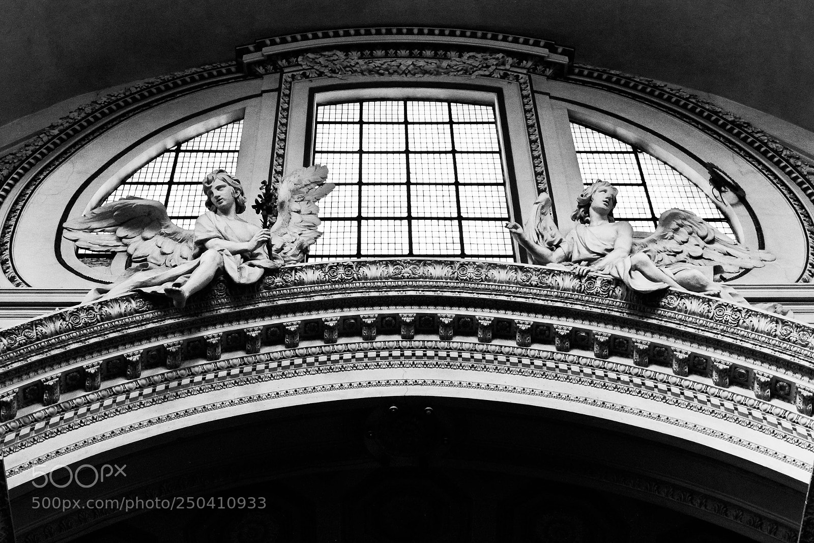 Canon EOS 500D (EOS Rebel T1i / EOS Kiss X3) sample photo. Divine architecture photography